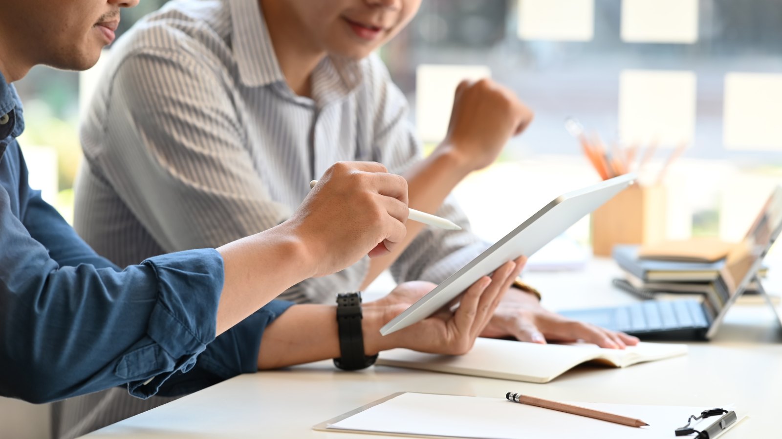 Best AI Agents for Professionals in 2026
